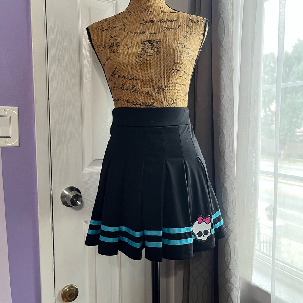 Monster high Black and Blue Pleated Skirt from spirit